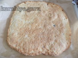 Ніжний пісочний пляцок з джемом і кремом