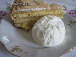 Лимонний пиріг з меренгою 