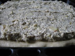 Пирог с творожной начинкой