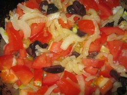Рулетики из  баклажанов с мясом и рисом