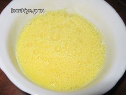Сом запечений у клярі з горіхами