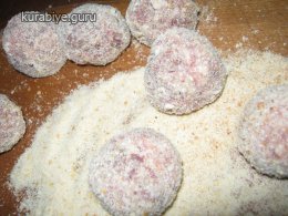 Тефтелі у грибному соусі з вершками