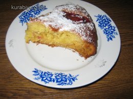 Медовая коврижка со сливами, рецепт 