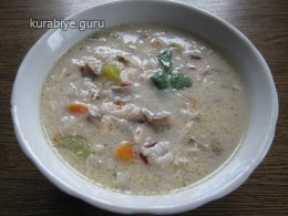 Густой сливочный суп с красным рисом и курицей