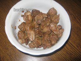 Лёгкий салат  с куриной печенью Принчипесса 