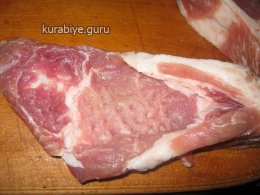 Свиная котлета на косточке в ореховой панировке