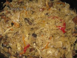 Пирог с квашеной капустой