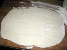 Рулетики с корицей и яблоками