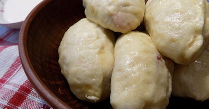 Вареники на пару з вишнями 