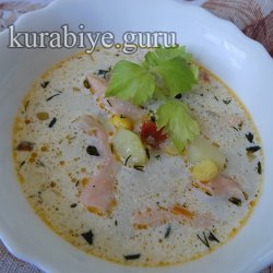 Густой суп из лосося с кукурузой 