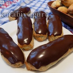 Полено с маком и шоколадной глазурью