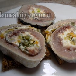 Рулеты из сельди с плавленым сыром