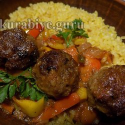 Фрикадельки с булгуром по-мароккански