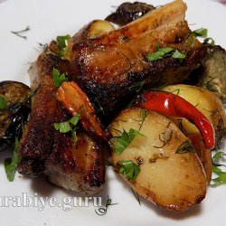Свинина тушеная с овощами