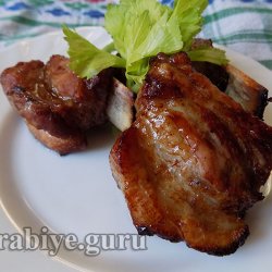 Свиные рёбрышки в ананасово-имбирном маринаде