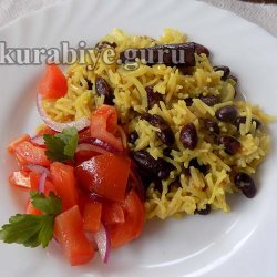 Пряный рис с фасолью 