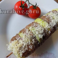 Кабачки-шашлычки с фаршем