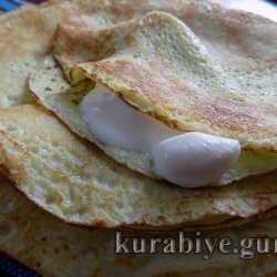 Тонкі млинці з кабачків 