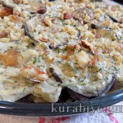 Баклажани під сирним соусом 