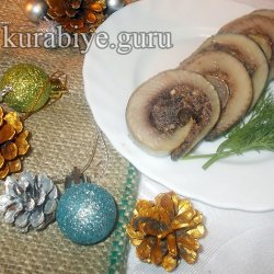 Рольмопс из сельди с черносливом и орехами