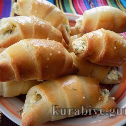 Рогалики з сирною начинкою