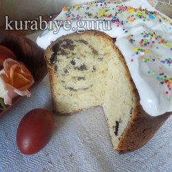 Паска з маковою начинкою
