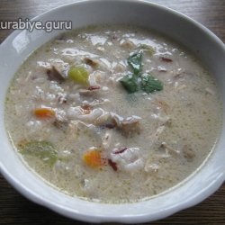 Густой сливочный суп с красным рисом и курицей